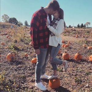 Meet your Posher, Logan